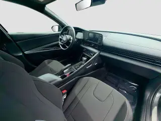 Hyundai ELANTRA 2025 SEL Sport 4dr Sedan