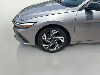 Hyundai ELANTRA 2025 SEL Sport 4dr Sedan