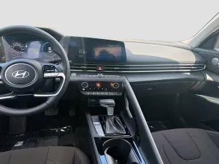 Hyundai ELANTRA 2025 SEL Convenience 4dr Sedan