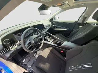 Hyundai ELANTRA 2025 SEL Convenience 4dr Sedan