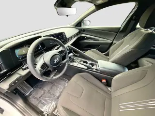 Hyundai ELANTRA 2025 SEL Sport 4dr Sedan
