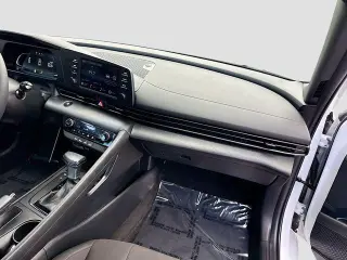 Hyundai ELANTRA 2025 SEL Sport 4dr Sedan