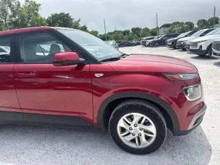 Hyundai VENUE 2023 SE 4dr Crossover