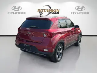 Hyundai VENUE 2024 SEL 4dr Crossover