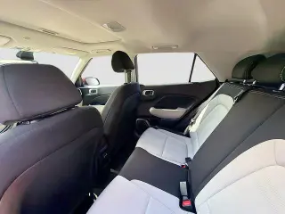 Hyundai VENUE 2024 SEL 4dr Crossover