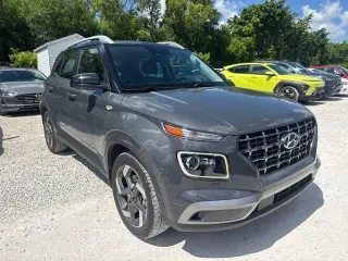 Hyundai VENUE 2023 Limited 4dr Crossover