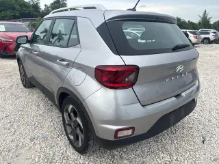 Hyundai VENUE 2023 SEL 4dr Crossover