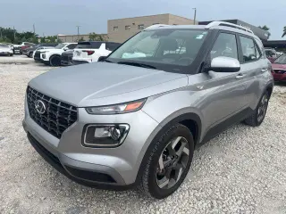 Hyundai VENUE 2023 SEL 4dr Crossover