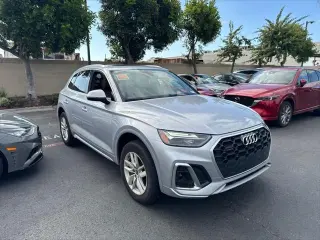 Audi Q5 2024 AWD quattro S line Premium 45 TFSI 4dr SUV