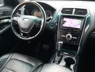Ford Explorer 2016 AWD Platinum 4dr SUV