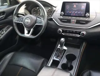 Nissan Altima 2022 2.0 SR 4dr Sedan
