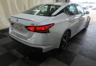 Nissan Altima 2023 2.5 SR 4dr Sedan