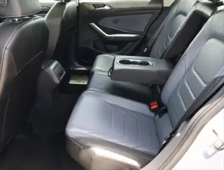 Volkswagen Jetta 2025 SEL 4dr Sedan