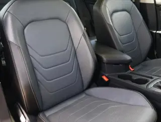 Volkswagen Jetta 2025 SEL 4dr Sedan