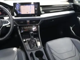 Volkswagen Jetta 2025 SEL 4dr Sedan