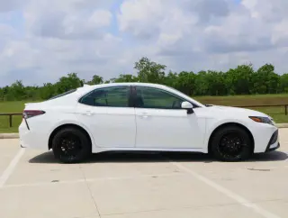 Toyota Camry 2021 SE 4dr Sedan