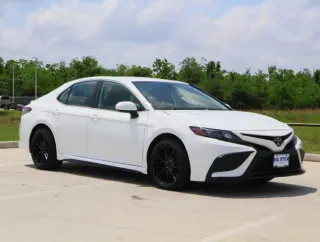Toyota Camry 2021 SE 4dr Sedan