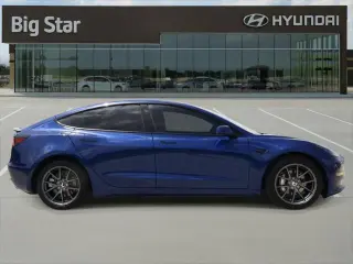Tesla Model 3 2023 4dr Sedan