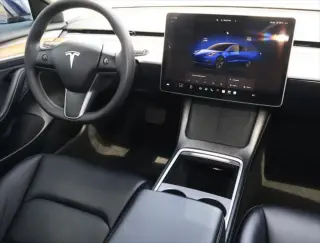 Tesla Model 3 2023 4dr Sedan