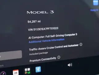 Tesla Model 3 2023 4dr Sedan
