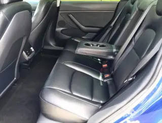 Tesla Model 3 2023 4dr Sedan