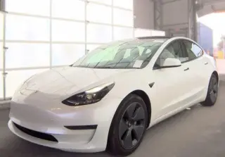 Tesla Model 3 2023 4dr Sedan