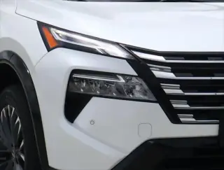 Nissan Rogue 2025 Platinum 4dr Crossover