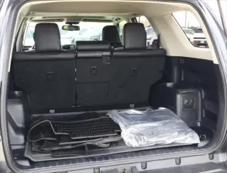 Toyota 4Runner 2019 4x4 SR5 4dr SUV