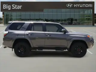Toyota 4Runner 2019 4x4 SR5 4dr SUV
