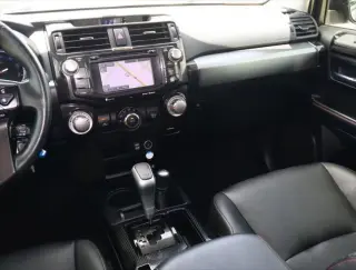 Toyota 4Runner 2019 4x4 SR5 4dr SUV