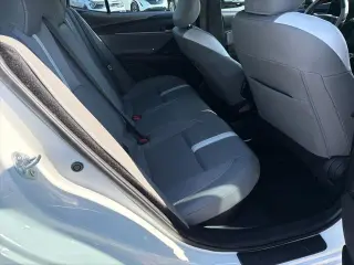 Toyota Camry 2025 SE 4dr Sedan