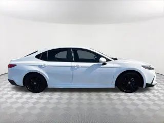 Toyota Camry 2025 SE 4dr Sedan