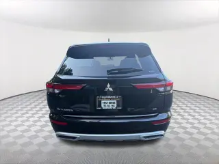 Mitsubishi Outlander 2024 AWD SE 4dr SUV