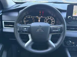 Mitsubishi Outlander 2024 AWD SE 4dr SUV