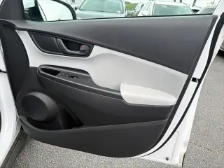 Hyundai KONA 2023 SEL 4dr Crossover