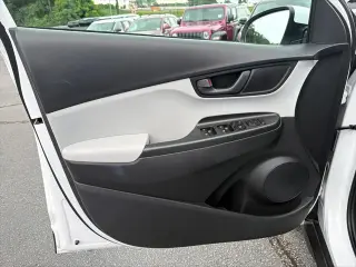 Hyundai KONA 2023 SEL 4dr Crossover