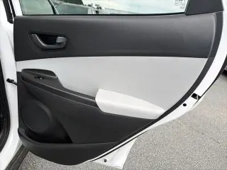 Hyundai KONA 2023 SEL 4dr Crossover