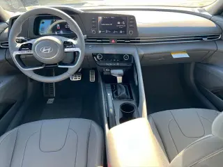 Hyundai ELANTRA 2025 SEL Sport 4dr Sedan