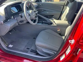 Hyundai ELANTRA 2025 SEL Sport 4dr Sedan