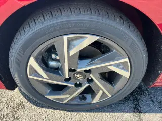 Hyundai ELANTRA 2025 SEL Sport 4dr Sedan