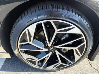 Hyundai IONIQ 6 2023 Limited 4dr Sedan