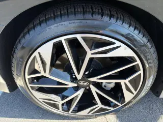 Hyundai IONIQ 6 2023 Limited 4dr Sedan
