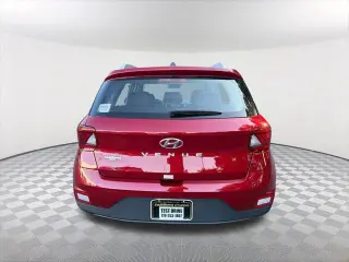 Hyundai VENUE 2025 Limited 4dr Crossover