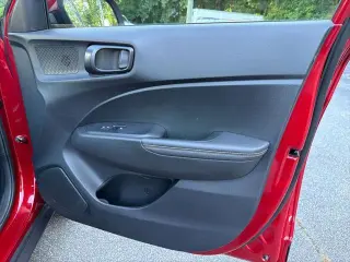 Hyundai VENUE 2025 Limited 4dr Crossover