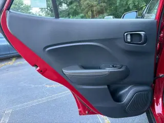 Hyundai VENUE 2025 Limited 4dr Crossover