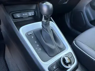 Hyundai VENUE 2025 Limited 4dr Crossover