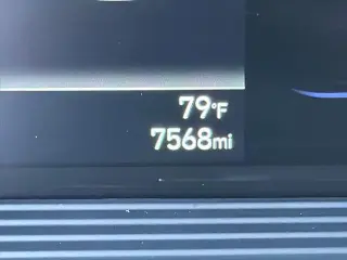Hyundai VENUE 2025 Limited 4dr Crossover