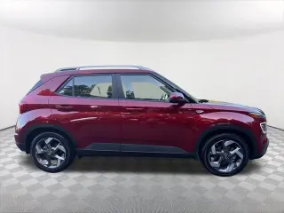 Hyundai VENUE 2025 Limited 4dr Crossover
