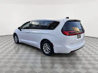 Chrysler Pacifica 2023 Touring L 4dr Mini-Van