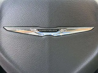 Chrysler Pacifica 2023 Touring L 4dr Mini-Van